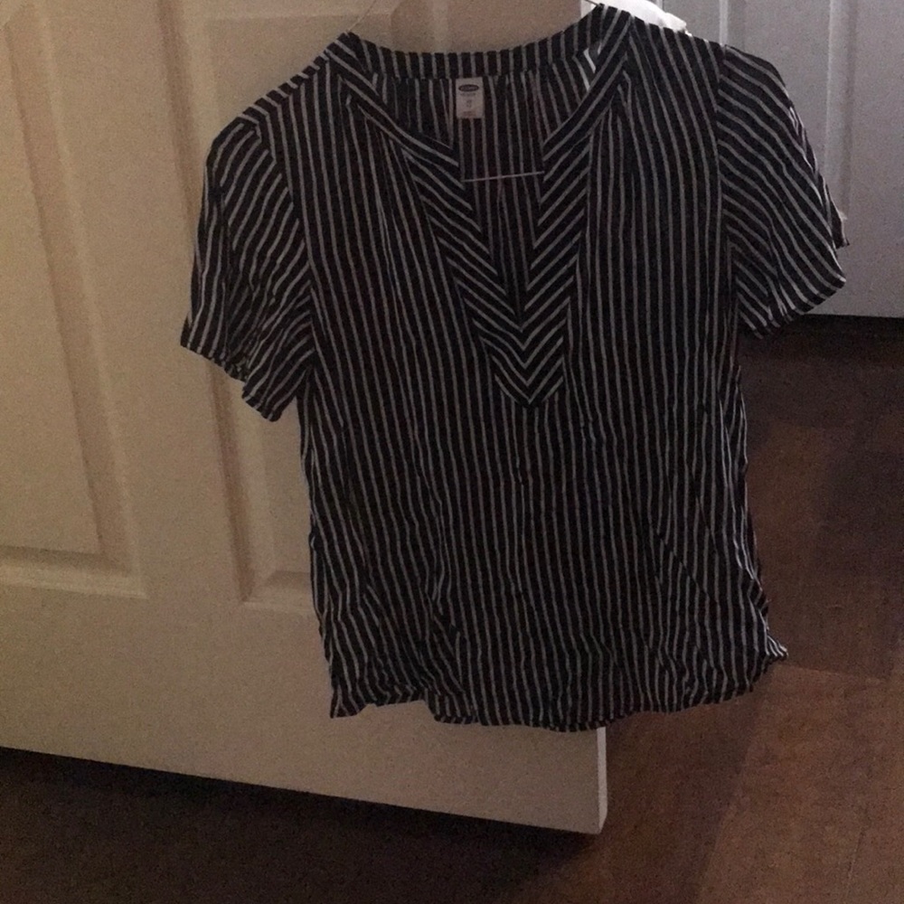 Black and white Old Navy business casual shirt